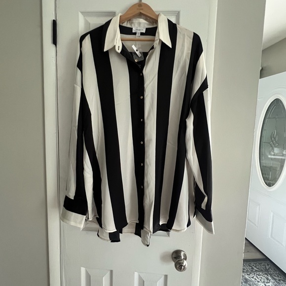NWT Annie Black and White Vertical Striped Men's Shirt - Picture 1 of 4
